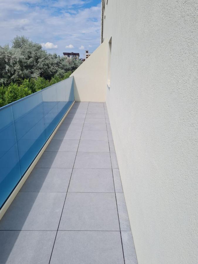 Matteo 2 Apartments Marina Surf Residence, Mamaia Nord - Navodari,1 Vedere Frontala,2 Cu Vedere Laterala La Mare Bagian luar foto