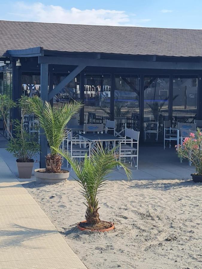 Matteo 2 Apartments Marina Surf Residence, Mamaia Nord - Navodari,1 Vedere Frontala,2 Cu Vedere Laterala La Mare Bagian luar foto