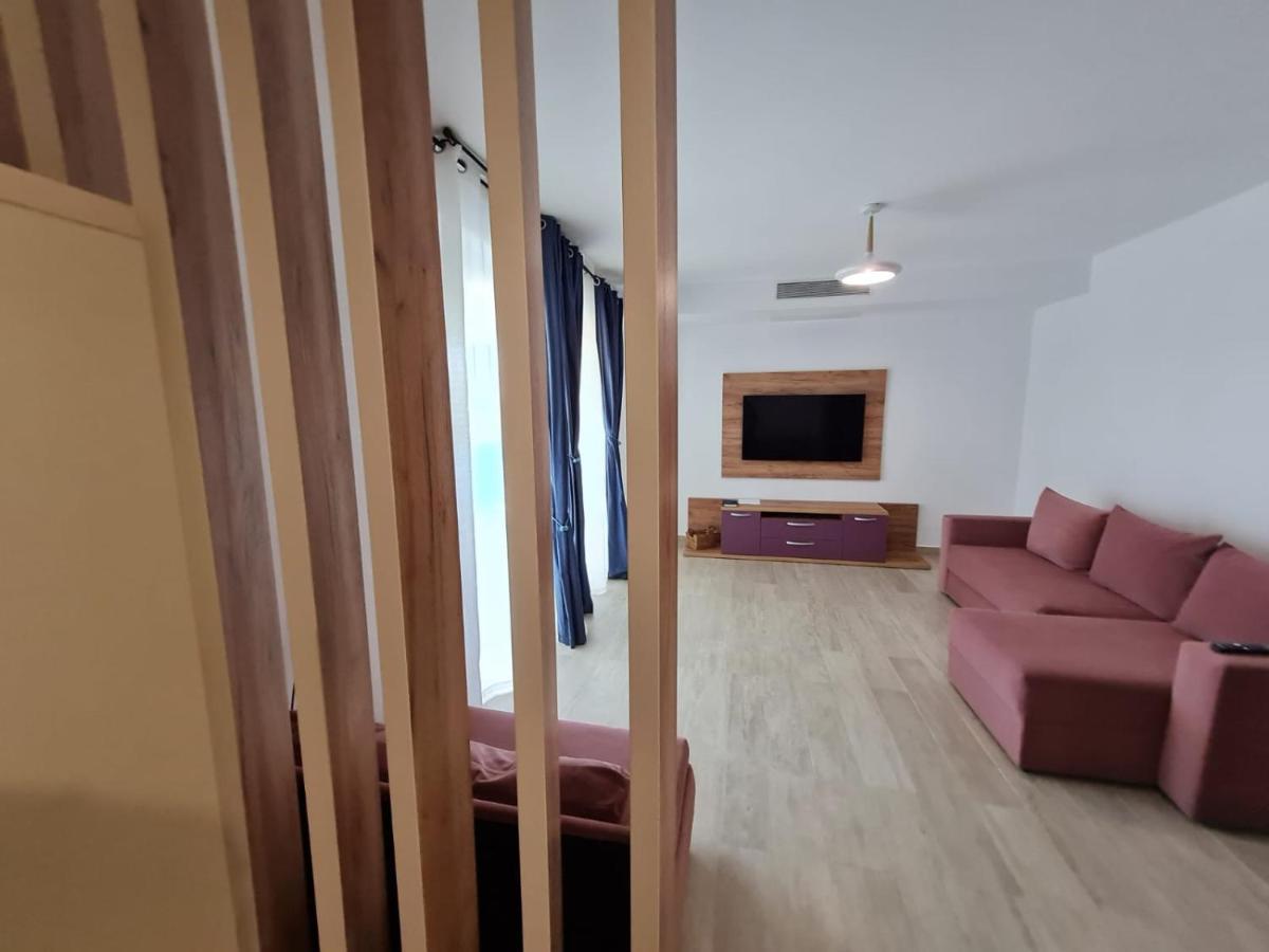 Matteo 2 Apartments Marina Surf Residence, Mamaia Nord - Navodari,1 Vedere Frontala,2 Cu Vedere Laterala La Mare Bagian luar foto