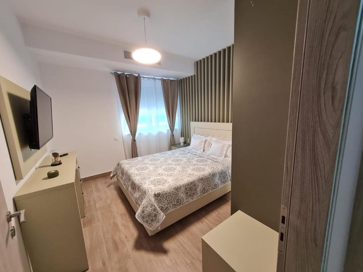 Matteo 2 Apartments Marina Surf Residence, Mamaia Nord - Navodari,1 Vedere Frontala,2 Cu Vedere Laterala La Mare Bagian luar foto